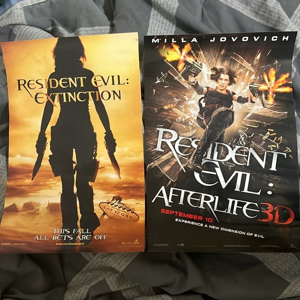 Resident Evil BOTH Movie Posters ORIGIN great for game fans